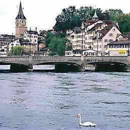 �ʐ^���N���b�N����Ɗg��摜�������܂�