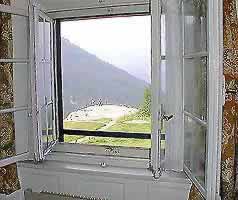 �ʐ^���N���b�N����Ɗg��摜�������܂�