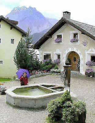 �N���b�N����ƌ��̃y�[�W�֖߂�܂�