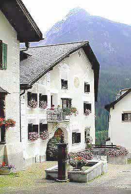 �N���b�N����ƌ��̃y�[�W�֖߂�܂�