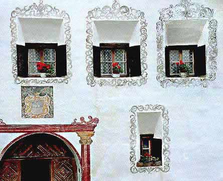 �N���b�N����ƌ��̃y�[�W�֖߂�܂�