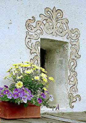 �N���b�N����ƌ��̃y�[�W�֖߂�܂�