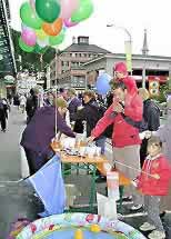 �摜���N���b�N����Ɗg�債�Č��邱�Ƃ��o���܂�