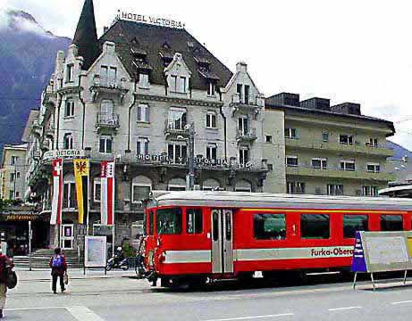 �N���b�N����ƌ��̃y�[�W�֖߂�܂�