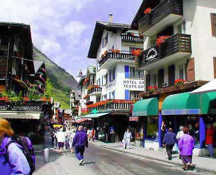 �N���b�N����ƌ��̃y�[�W�֖߂�܂�