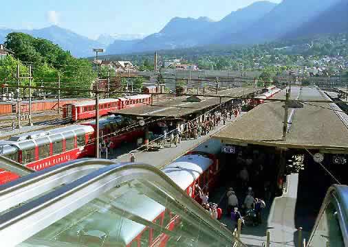 �N���b�N����ƌ��̃y�[�W�֖߂�܂�