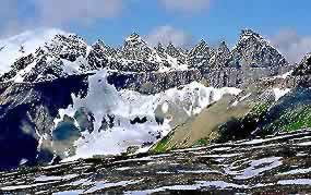 �ʐ^���N���b�N����Ɗg��摜�������܂�