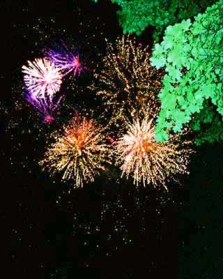 �N���b�N����ƌ��̃y�[�W�֖߂�܂�