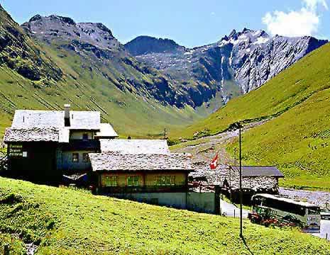 �N���b�N����ƌ��̃y�[�W�֖߂�܂�