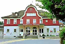 �ʐ^���N���b�N����Ɗg��摜�������܂�