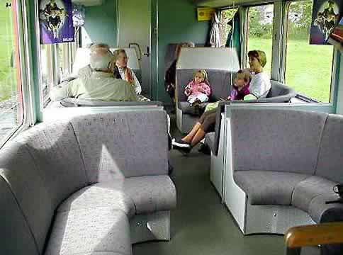 �N���b�N����ƌ��̃y�[�W�֖߂�܂�