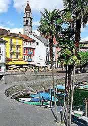 �ʐ^���N���b�N����Ɗg��摜�������܂�