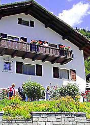 �ʐ^���N���b�N����Ɗg��摜�������܂�