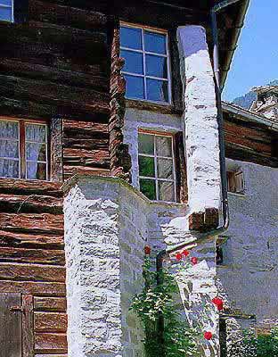 �N���b�N����ƌ��̃y�[�W�֖߂�܂�