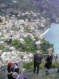 �ʐ^���N���b�N����Ɗg��摜�������܂�