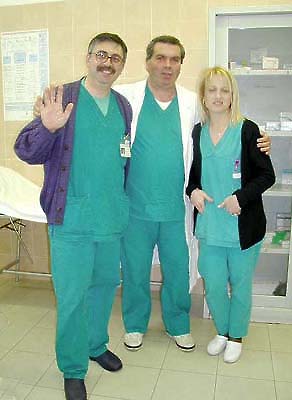 �N���b�N����ƌ��̃y�[�W�֖߂�܂�