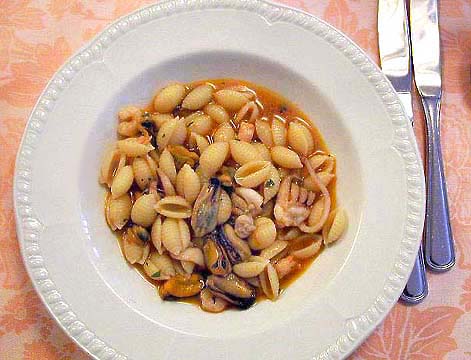 �N���b�N����ƌ��̃y�[�W�֖߂�܂�