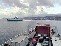 �ʐ^���N���b�N����Ɗg��摜�������܂�