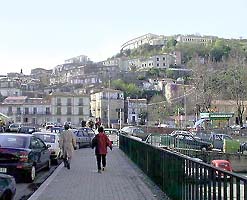 �ʐ^���N���b�N����Ɗg��摜�������܂�