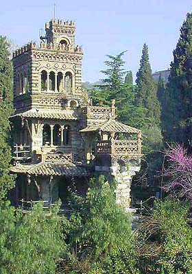 �N���b�N����ƌ��̃y�[�W�֖߂�܂�