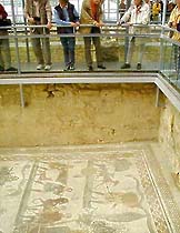 �ʐ^���N���b�N����Ɗg��摜�������܂�