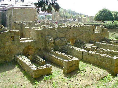 �N���b�N����ƌ��̃y�[�W�֖߂�܂�