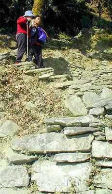 �N���b�N����ƌ��̃y�[�W�֖߂�܂�