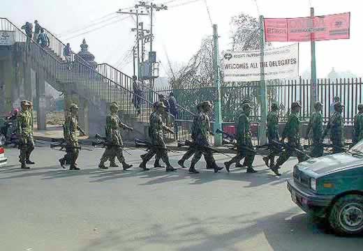 �N���b�N����ƌ��̃y�[�W�֖߂�܂�