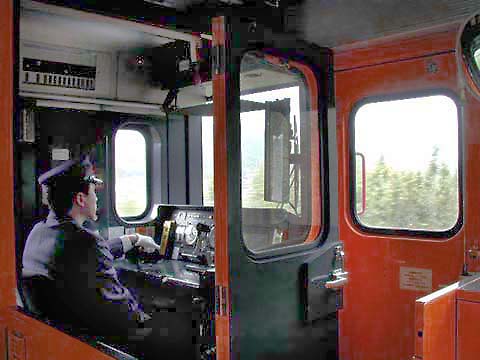 �N���b�N����ƌ��̃y�[�W�֖߂�܂�