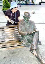 �ʐ^���N���b�N����Ɗg��摜�������܂�