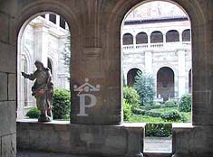 �ʐ^���N���b�N����Ɗg��摜�������܂�