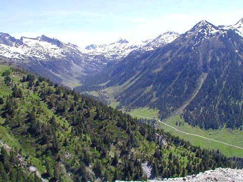 �N���b�N����ƌ��̃y�[�W�֖߂�܂�