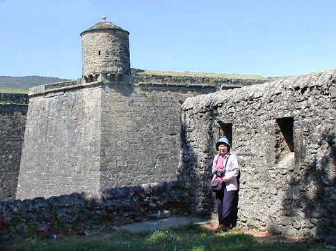 �N���b�N����ƌ��̃y�[�W�֖߂�܂�