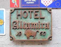 �ʐ^���N���b�N����Ɗg��摜�������܂�